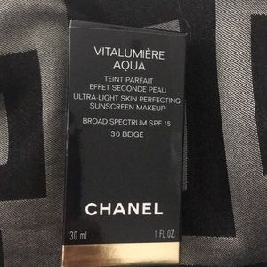 Vitalumiere aqua Chanel 30 beige